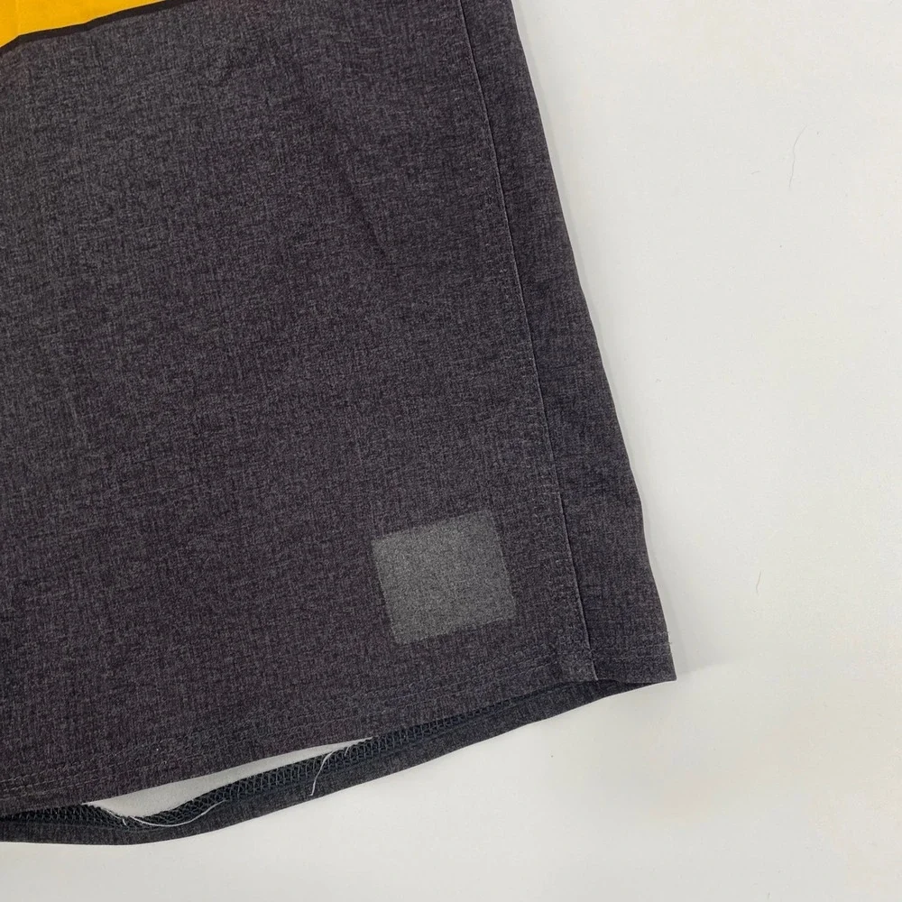 Quiksilver Board Shorts Mens 30 Charcoal Yellow Striped Surf‎ Swim Trunks Summer